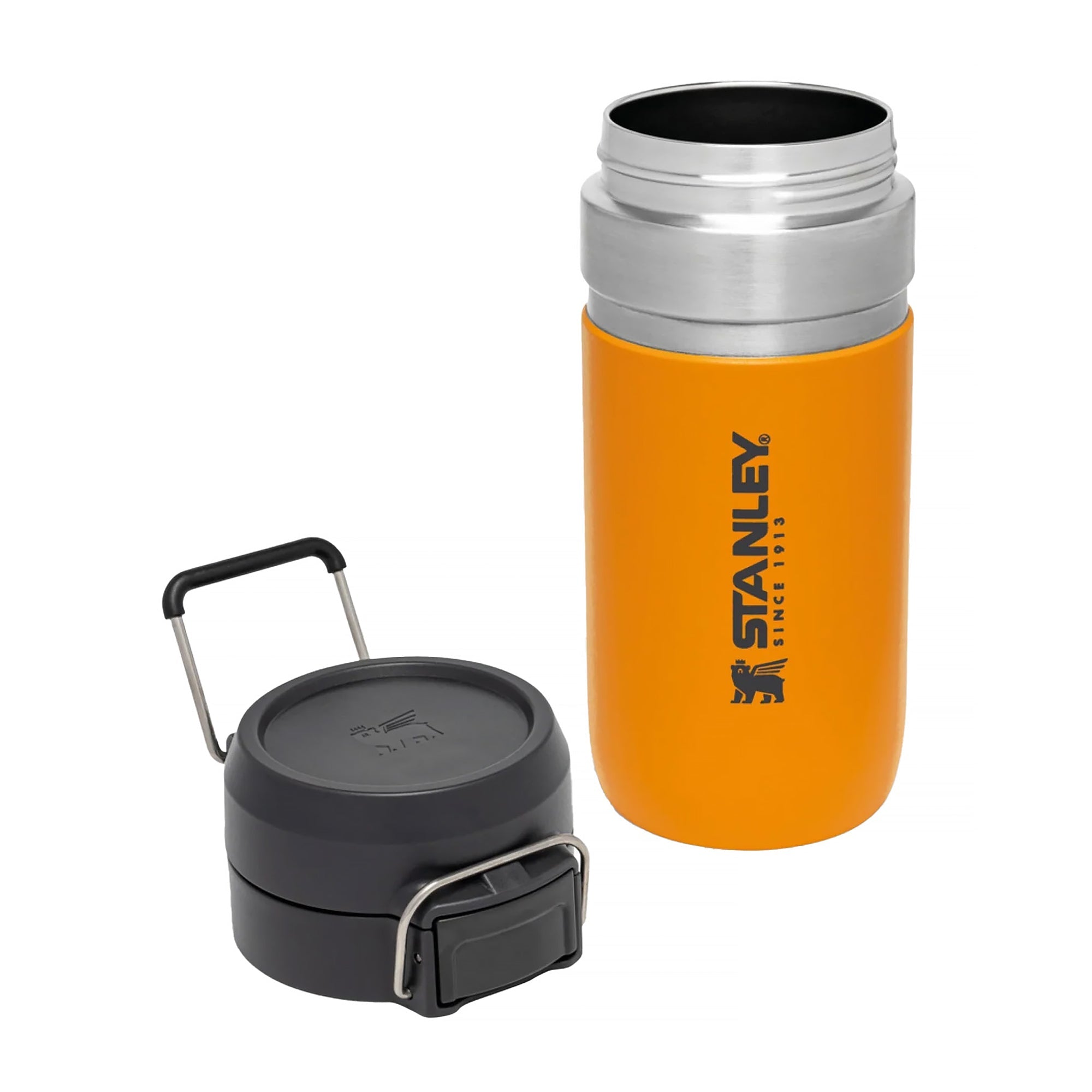 Stanley Quick Flip water bottle 0.47L with flip-top lid and durable design, ideal for outdoor and everyday hydration.