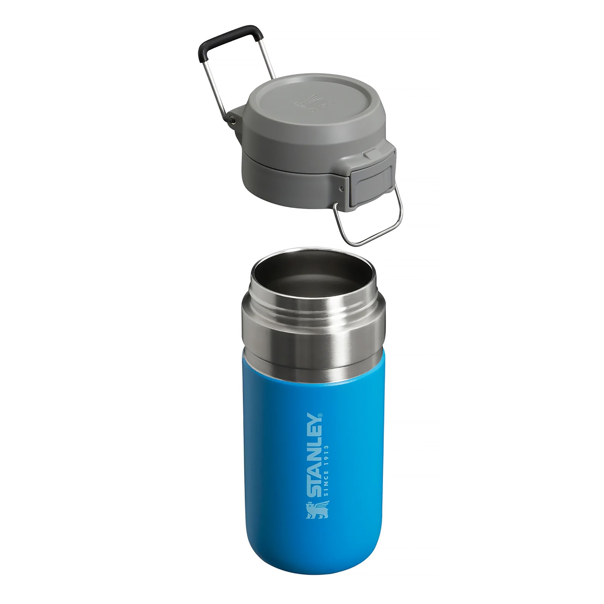 Stanley Quick Flip water bottle 0.47L with flip-top lid and durable design, ideal for staying hydrated on the go.