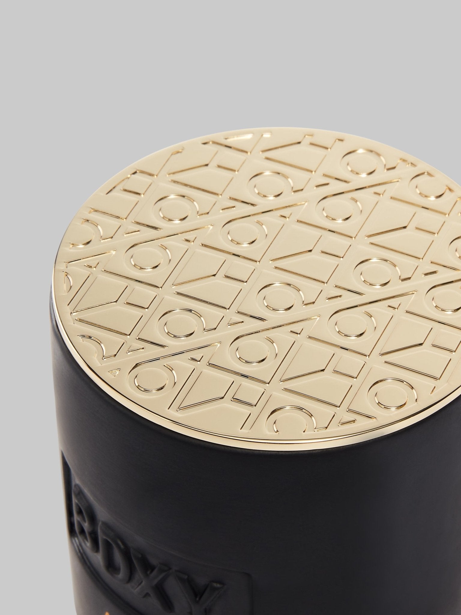 BDXY Studios Alfama scented candle with a simple glass jar, showcasing a cozy, aromatic candle for home ambiance.