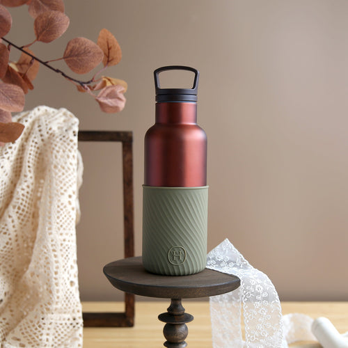 HYDY Canyon copper Army Green 16 oz bottle featuring a sleek, durable design with a matte Army Green finish and copper accents.