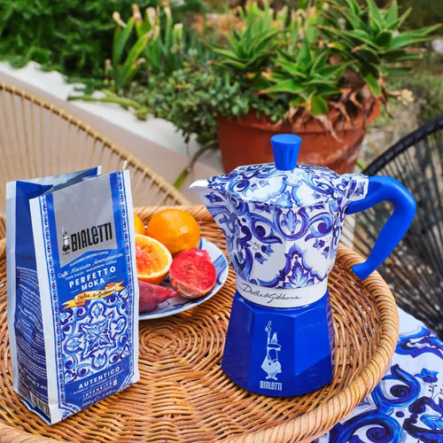 Bialetti Brew Italia Dolce&Gabbana Blu Mediterraneo coffee ground in 250g package, part of the Blue Mediterraneo collection.