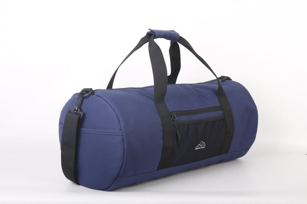 North Peak Crest Holdall with sturdy handles and spacious main compartment, ideal for travel or gym use.