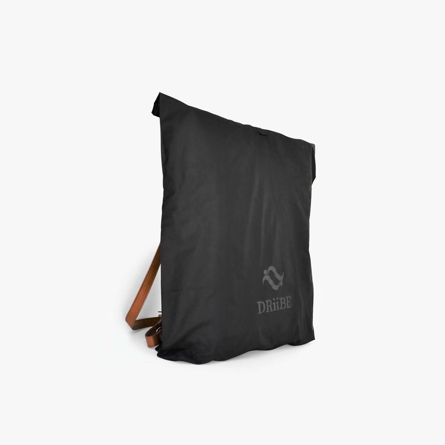 DRiiBE rain cover for DAKOTA backpack, waterproof accessory designed to protect the bag from rain and moisture.