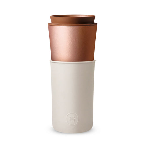 HYDY Cedar Travel Mug in eucalyptus color, 15 oz stainless steel mug with lid, ideal for hot beverages on the go.