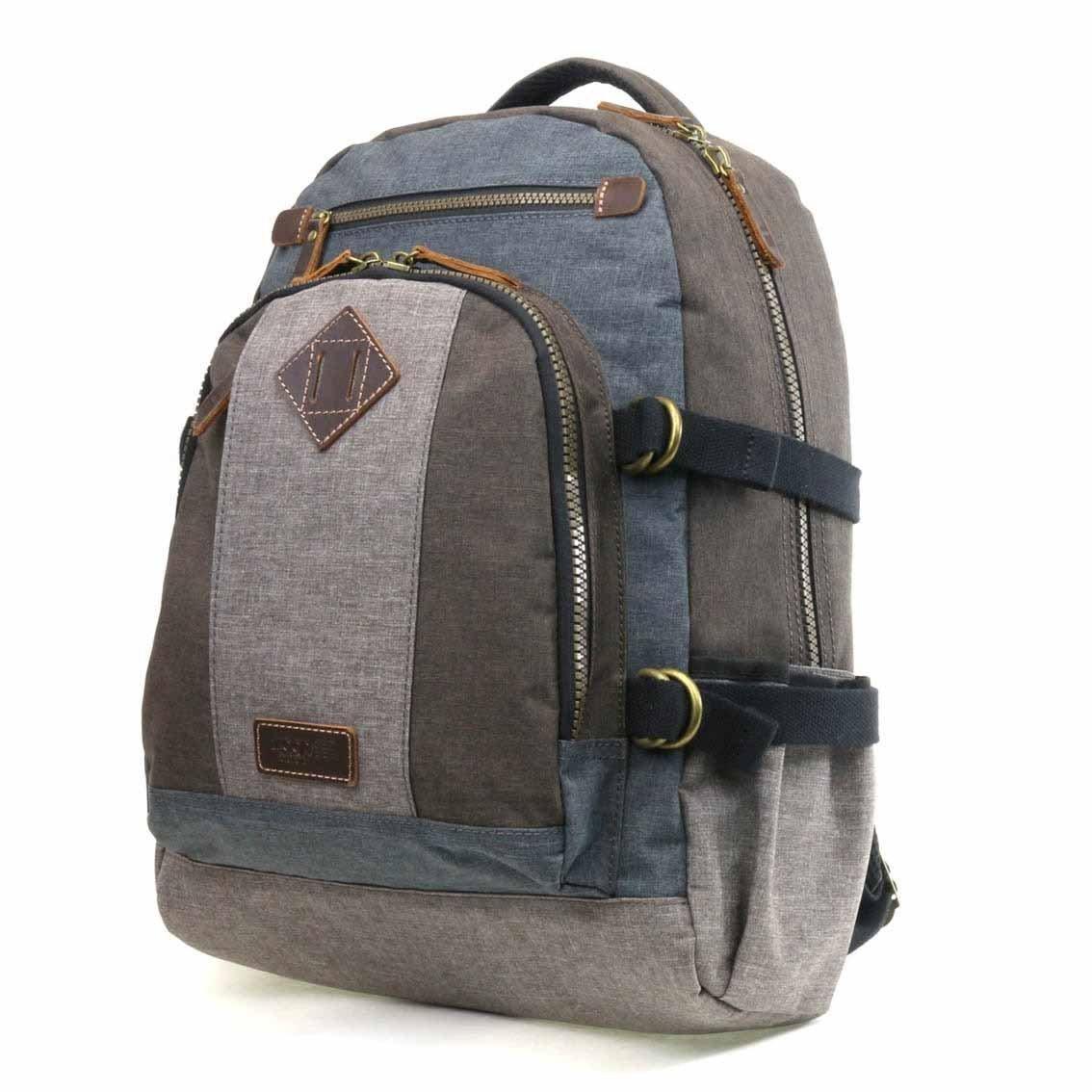 Troop London TRP0385 laptop backpack with multiple compartments and padded straps, designed for everyday use and travel.