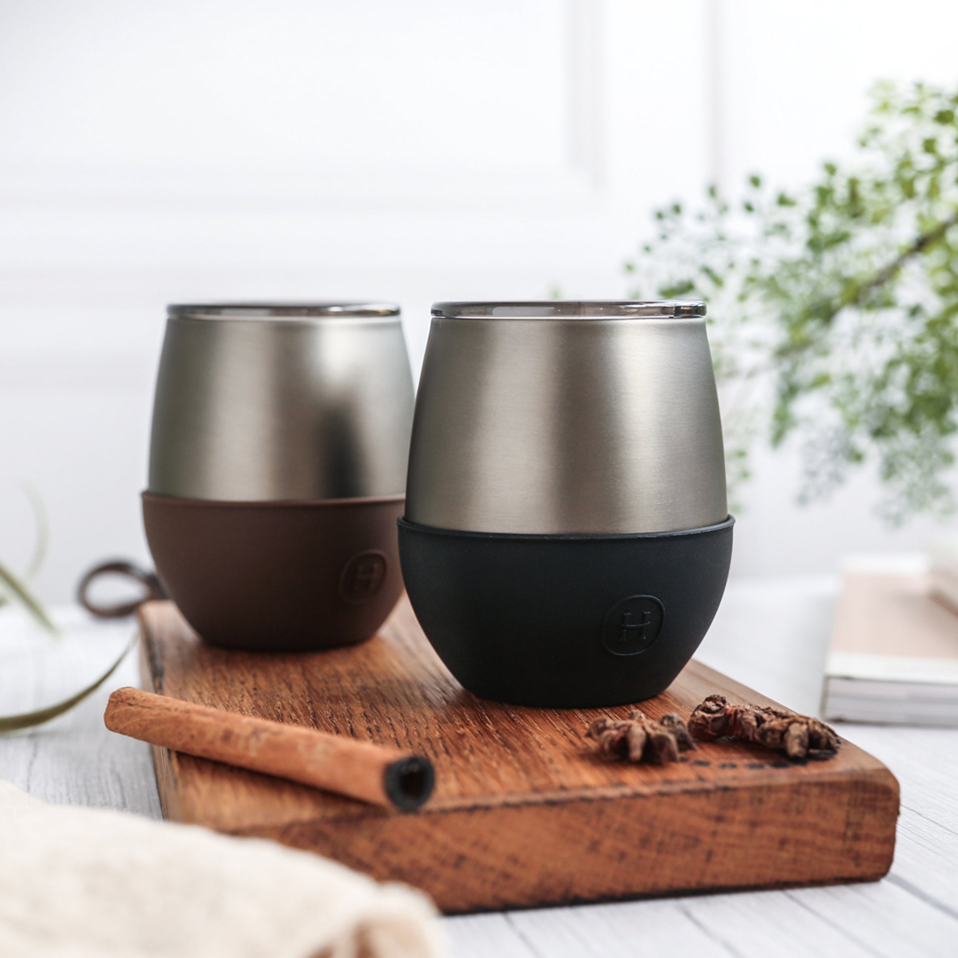 Titanium grey HYDY 8 oz ink black tumbler with a sleek design, perfect for hot and cold beverages.
