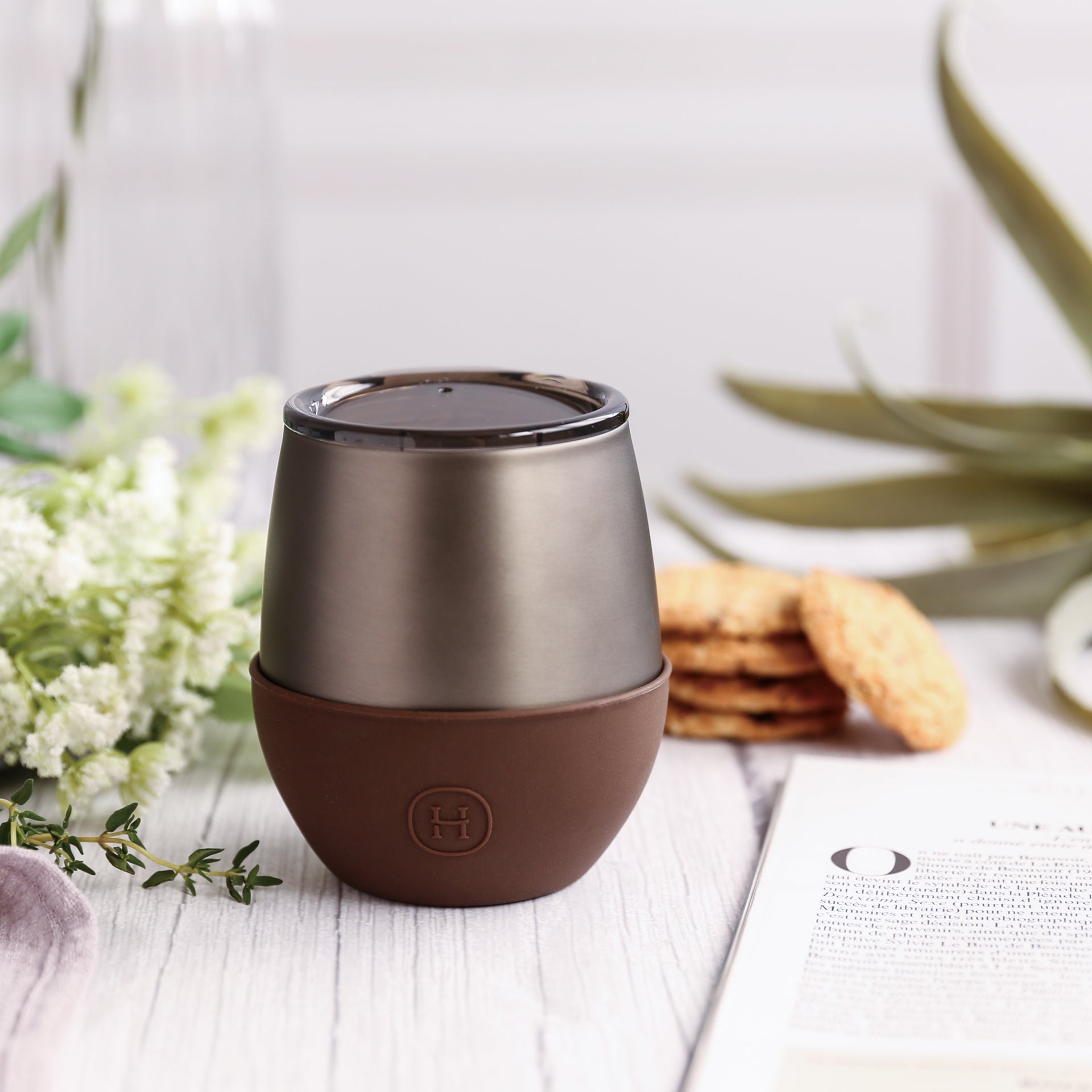 Titanium grey HYDY mocha 8 oz tumbler with a sleek design and stainless steel interior, perfect for hot and cold beverages.