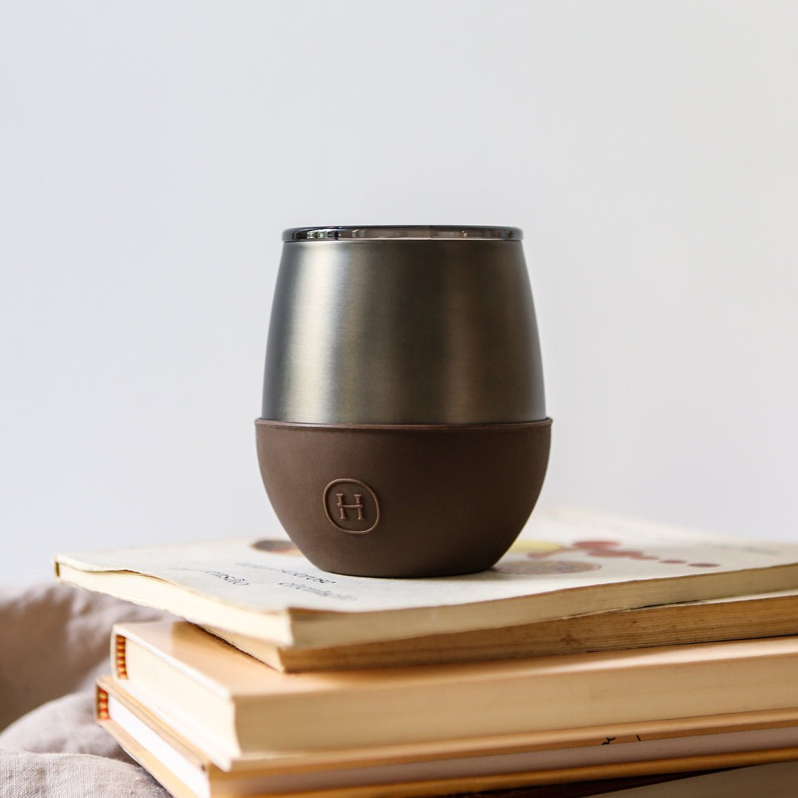 Titanium grey HYDY Mocha 8 oz tumbler with a sleek design, perfect for hot or cold beverages, on a white background.