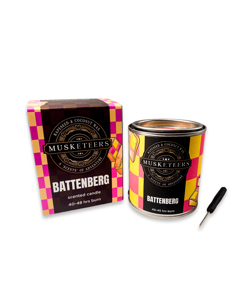 Musketeers Battenberg scented candle with sweet almond cake fragrance, beige candle in a decorative candle jar.