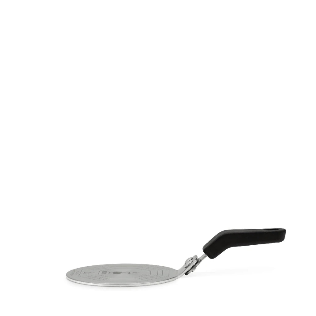 Bialetti Brew Italia induction converter plate for induction stoves, shows a round metal plate on a stovetop.