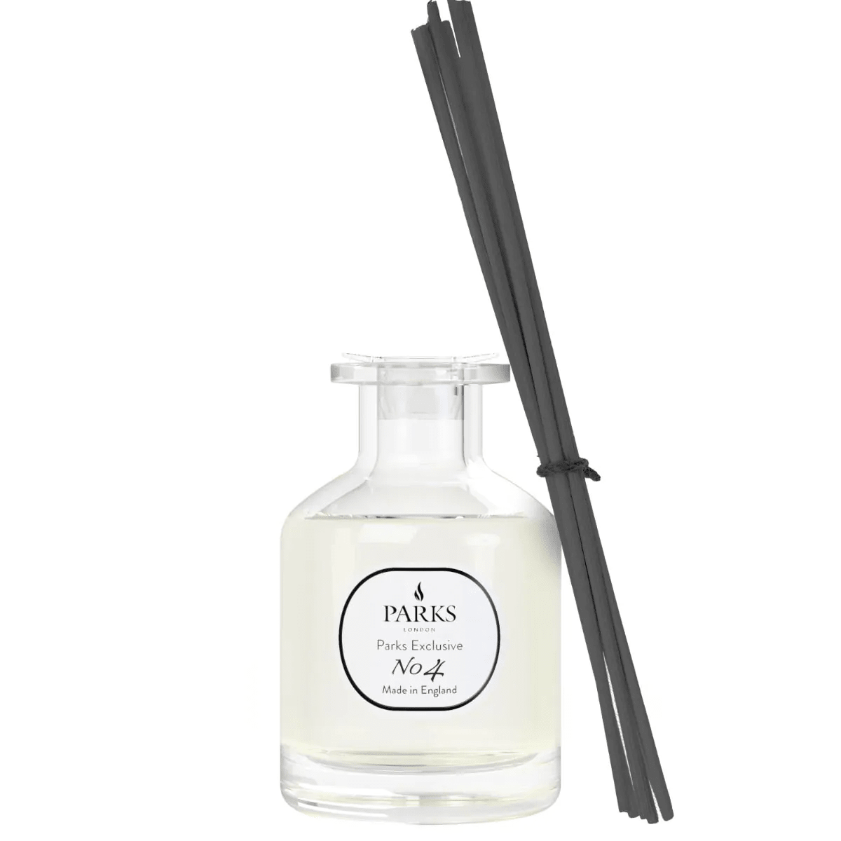Parks Candles NO4 Passion Flower, Vanilla & Berries reed diffuser 100ml with decorative glass bottle and reed sticks.