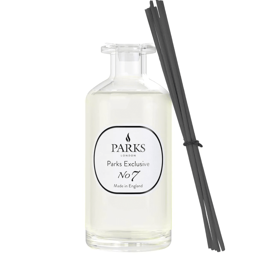 NO7 Cotton Fresh reed diffuser by Parks Candles in a 220ml glass bottle with natural reed sticks for fresh scent.