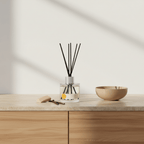 Parks Candles Santal Vanille reed diffuser with 100ml glass bottle and natural reed sticks for home fragrance.