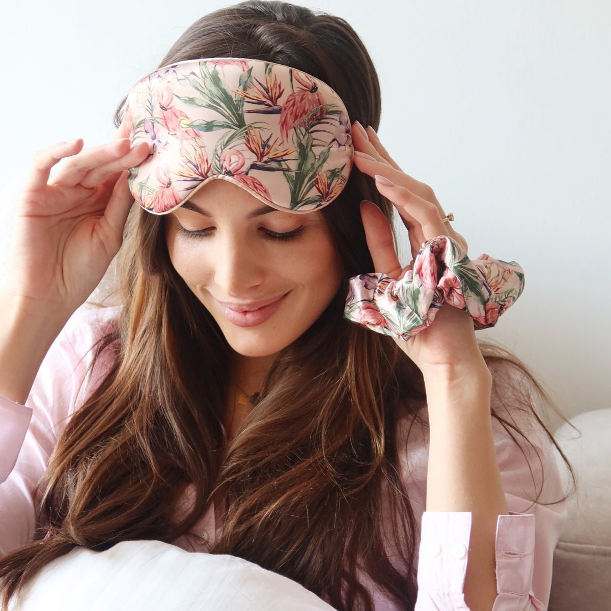 SMUG Cloud Padded Satin Sleep Mask with Flamingo Paradise print, featuring soft, comfortable fabric for restful sleep.