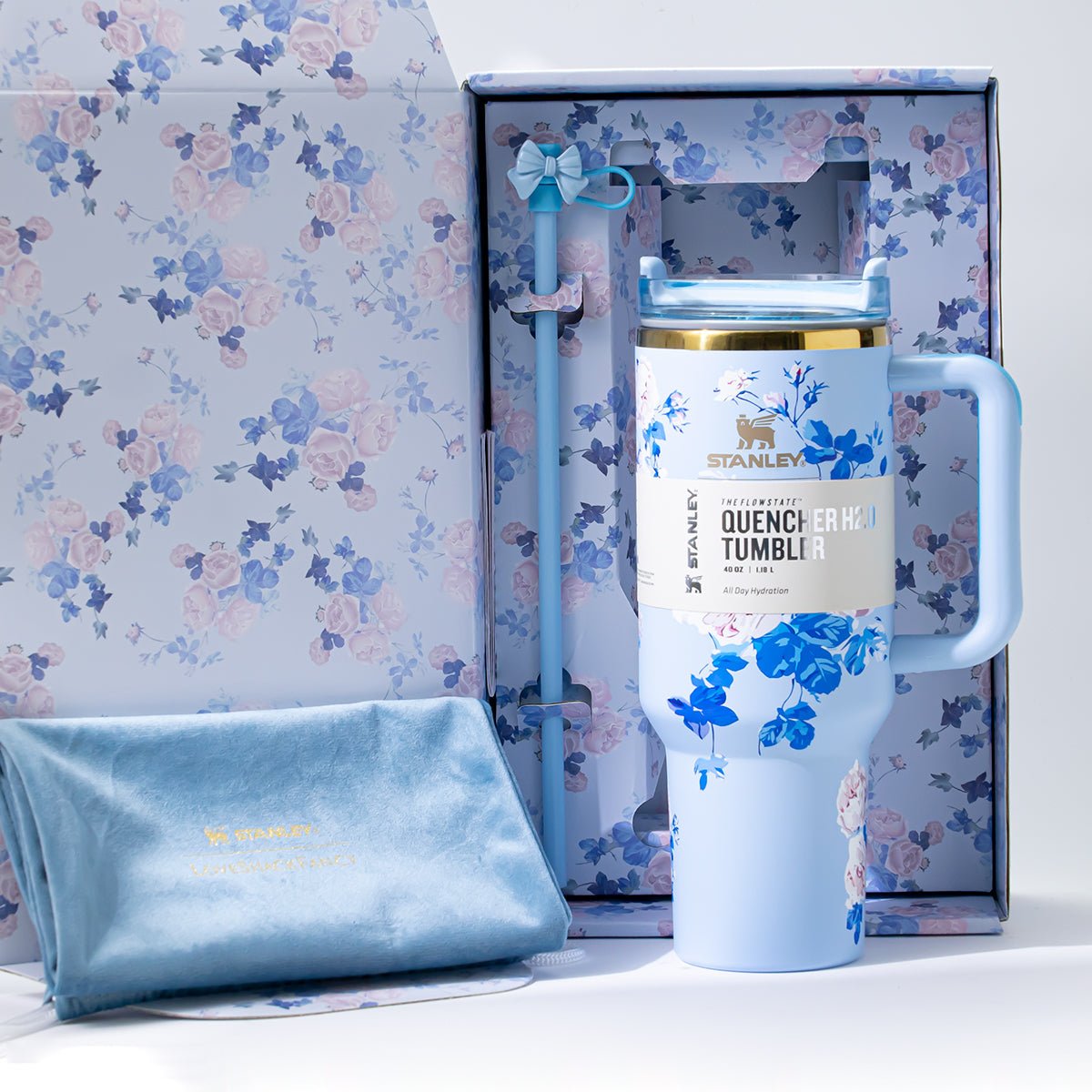 Stanley x LoveShackFancy Sky Bloom Quencher H2.0 FlowState Tumbler 40oz – Limited Edition Blue Botanical Collection with Bow Straw Topper-3