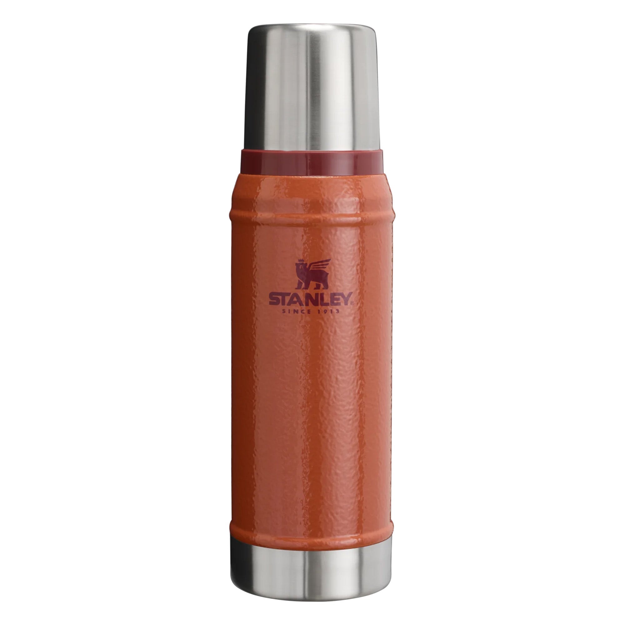 Stanley Legendary Classic 0.75L insulated thermal water bottle with stainless steel finish and leak-proof lid.