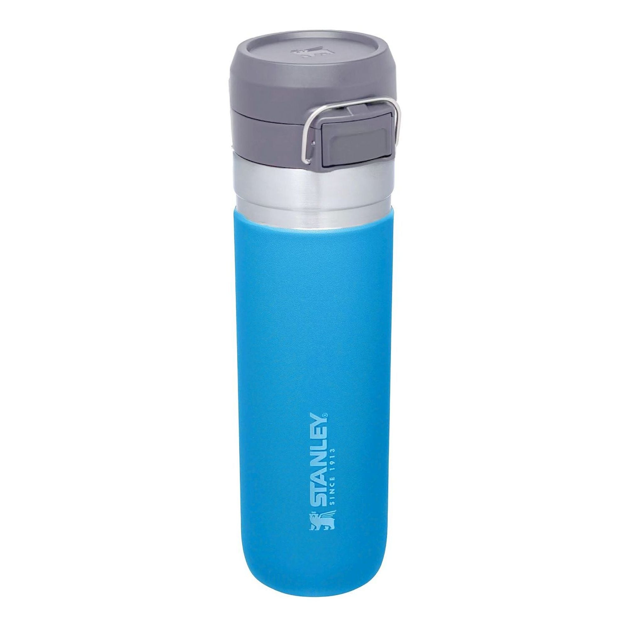 Stanley Quick Flip 0.7L water bottle with flip-top lid and durable stainless steel body for outdoor hydration.