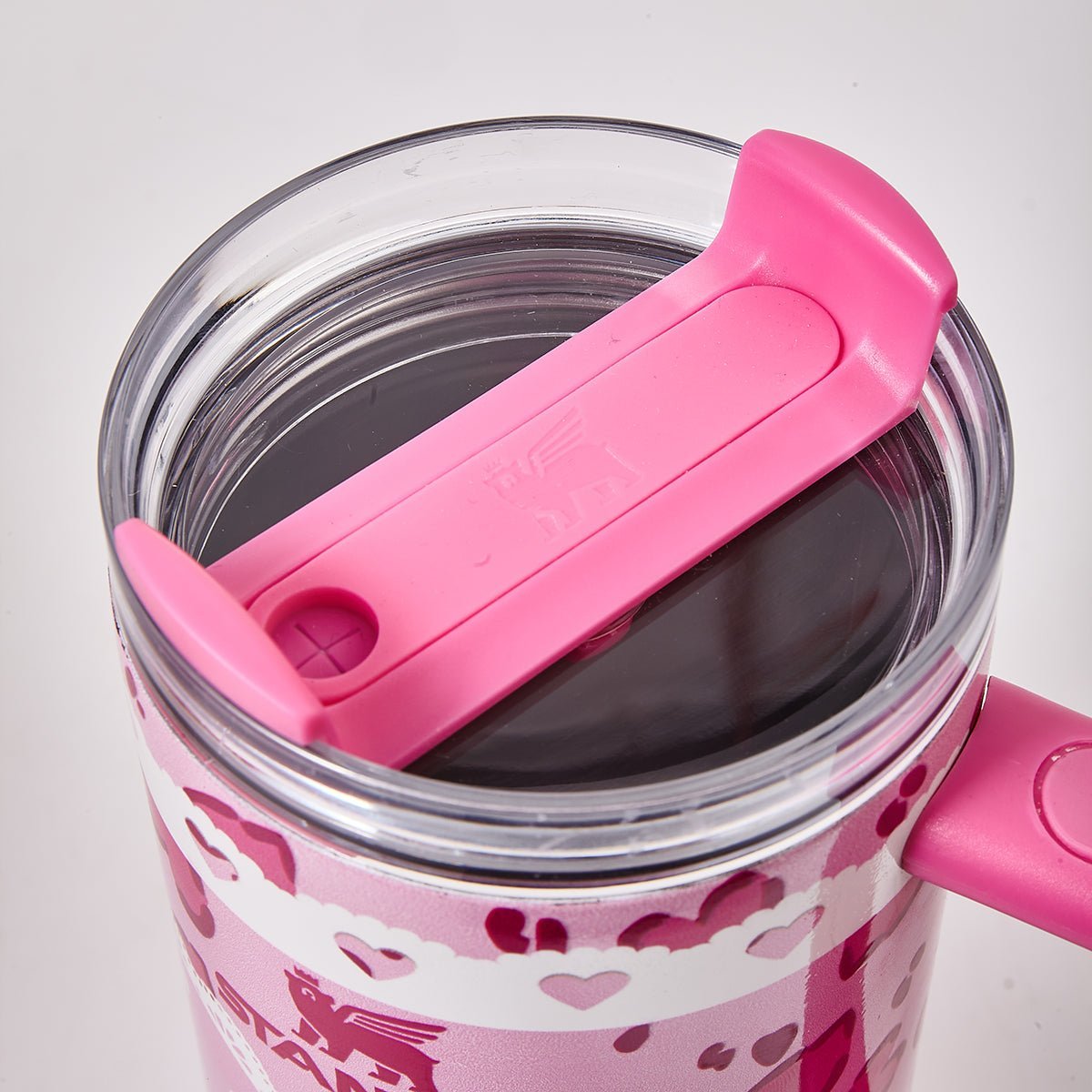 Stanley x Hello Kitty Sweet Hearts Luminous Tumbler - Limited Edition-4